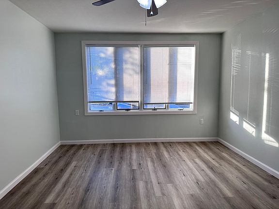 3rd image of 260 Graham Ave #1F