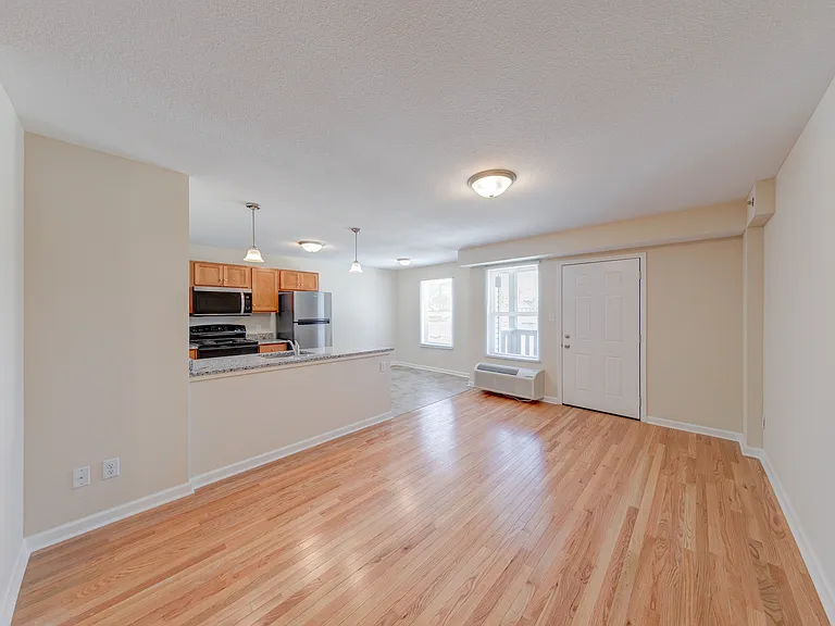 8610 W Smith St #101 — Photo 3