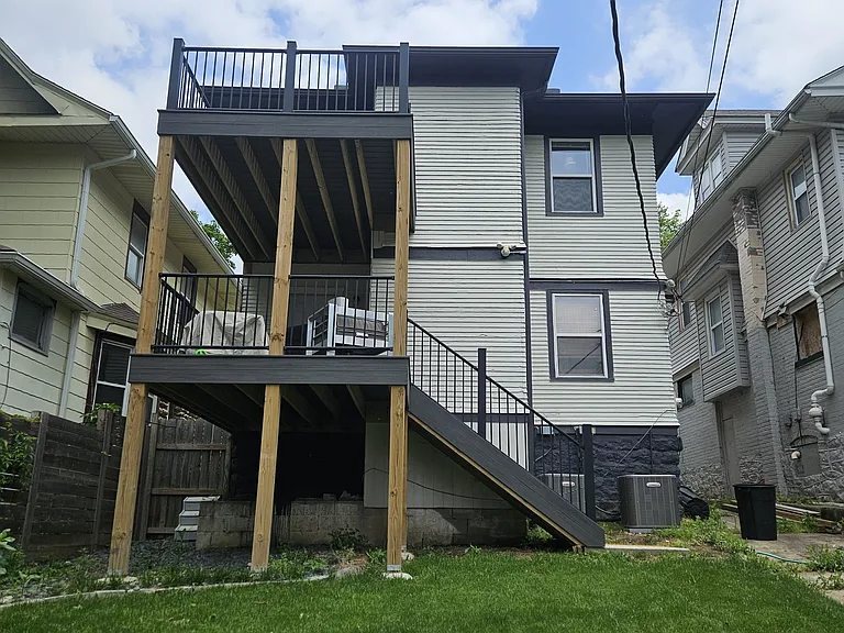 4110 Charlotte St #2 — Photo 14
