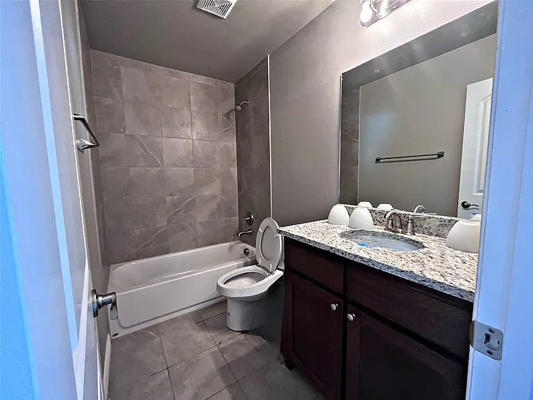 4916 Villas Dr #4916 — Photo 20