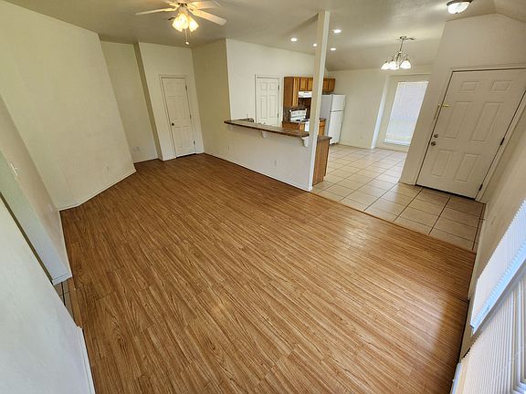 2nd image of 1418 S Mississippi Ave