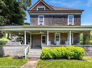 67 New York Ave, Oak Bluffs, MA 02557
