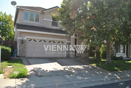 7956 Robinson Dr Photo 1