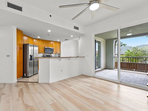 3rd image of 520 Lunalilo Home Rd Unit 8127