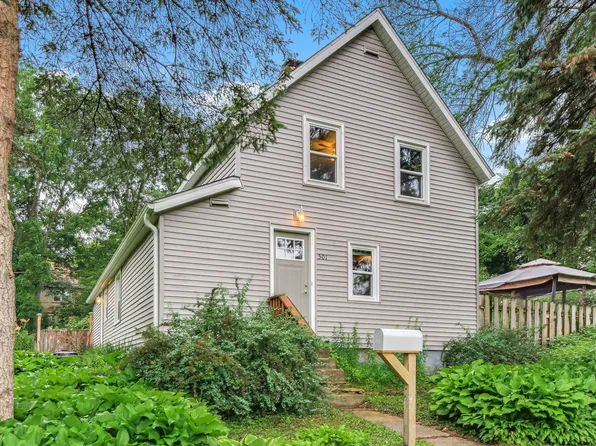 501 3rd St W, Hastings, MN 55033