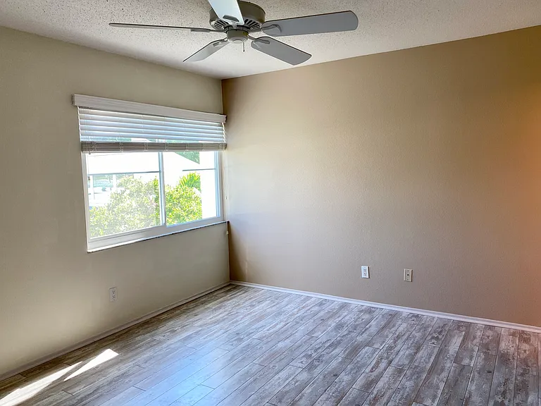 729 Capri Isles Blvd — Photo 8