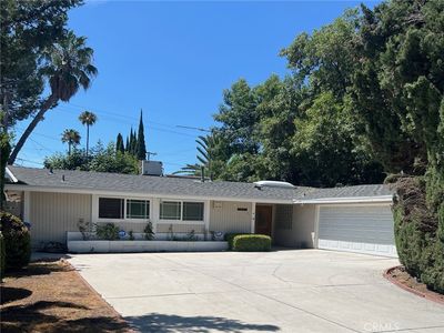 20872 Collins St, Woodland Hills, CA, 91367