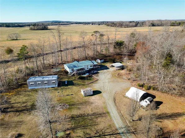 543 Toms Creek Trl, Yanceyville, NC 27379