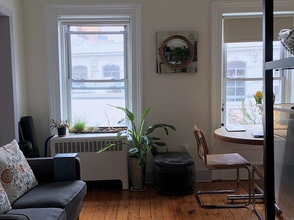 3rd image of 6 Mac Donough St #3