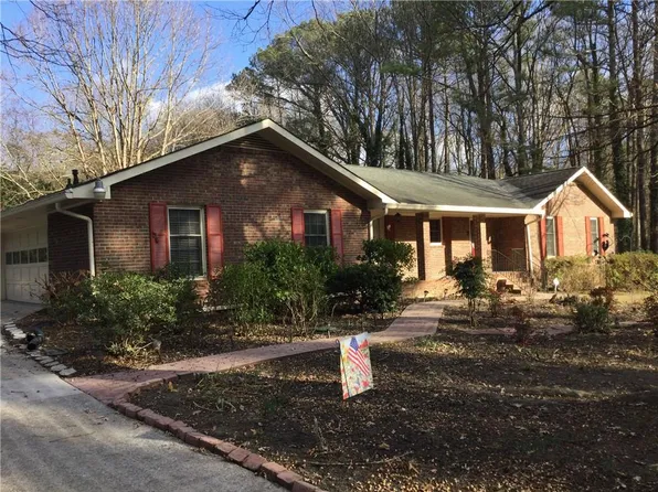 1368 Branchwood Dr, Snellville, GA 30078