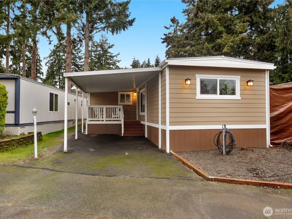 7301 NE 175th St Street #209, Kenmore, WA 98028