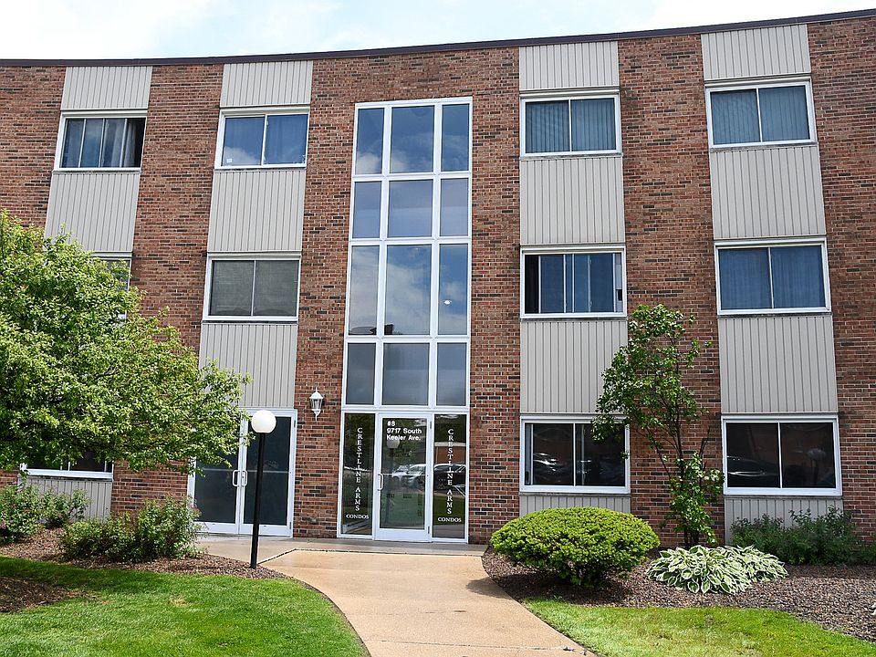 1st image of 9717 S Keeler Ave #106