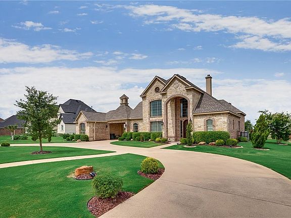 2nd image of 1571 McFarland Dr