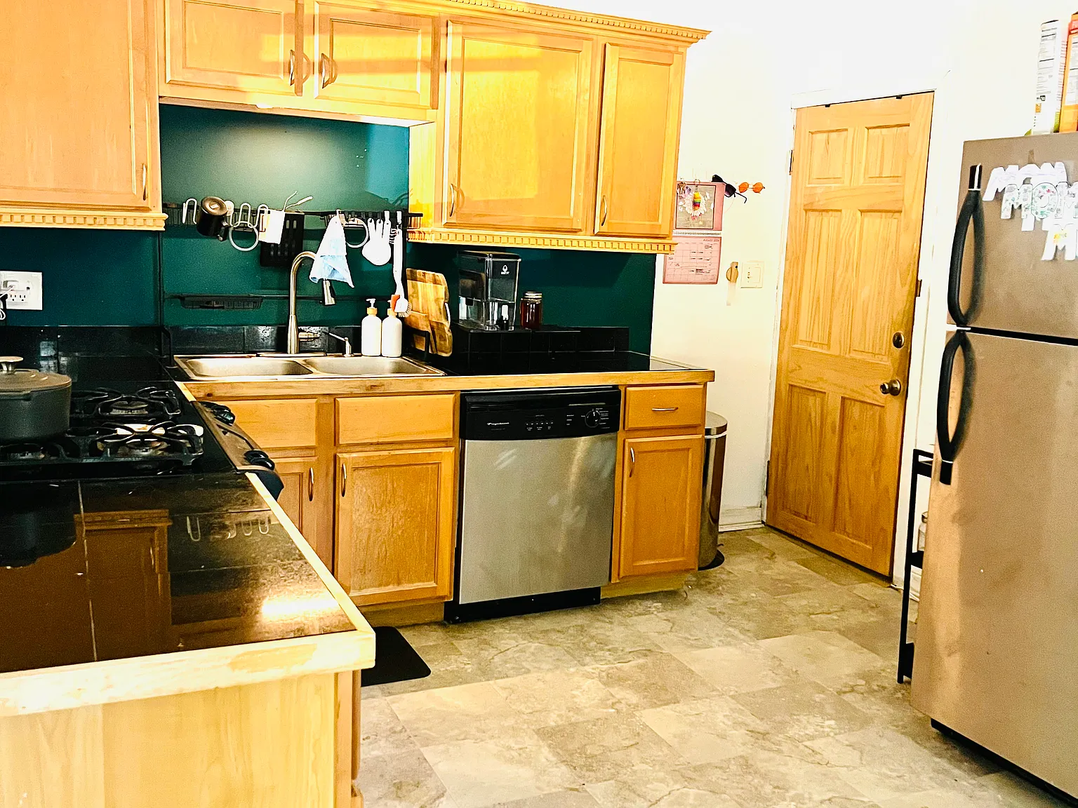 2 bed, 1300 sqft, $1,475 — Photo 4