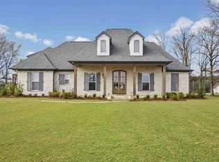 404 Oakleigh Cir, Brandon, MS 39047