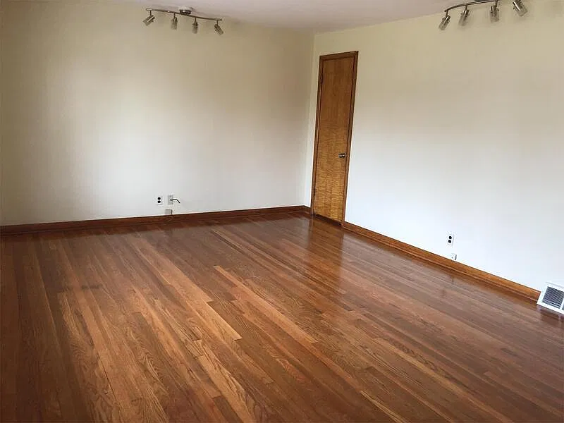 3 bed, 1.5 bath, 1600 sqft, $1,875 — Photo 2