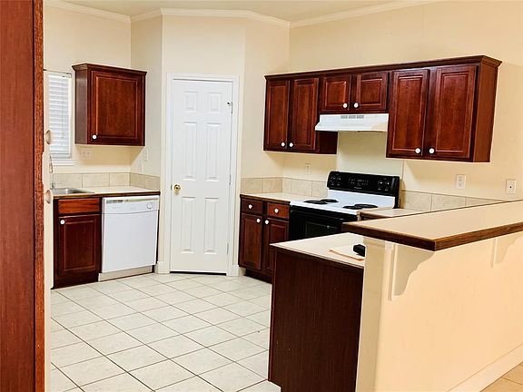 5th image of 107 Avalon Ct