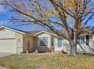 718 Redwood Ln, Nampa, ID 83651