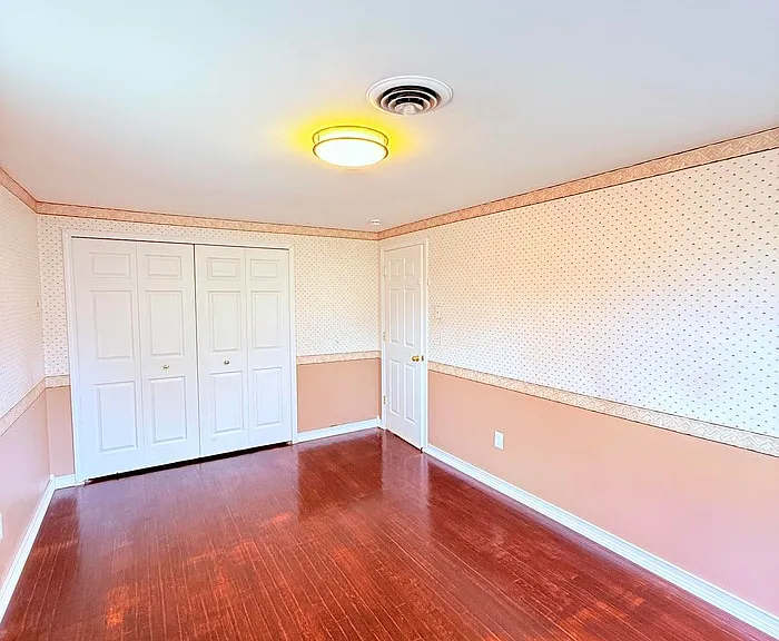 42021 Banbury Ct — Photo 17
