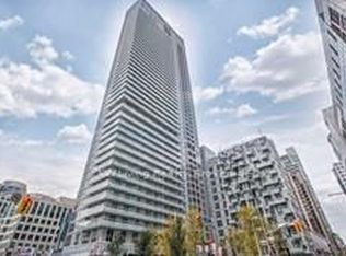 300 Front St W #3012, Toronto, ON M5V0E9