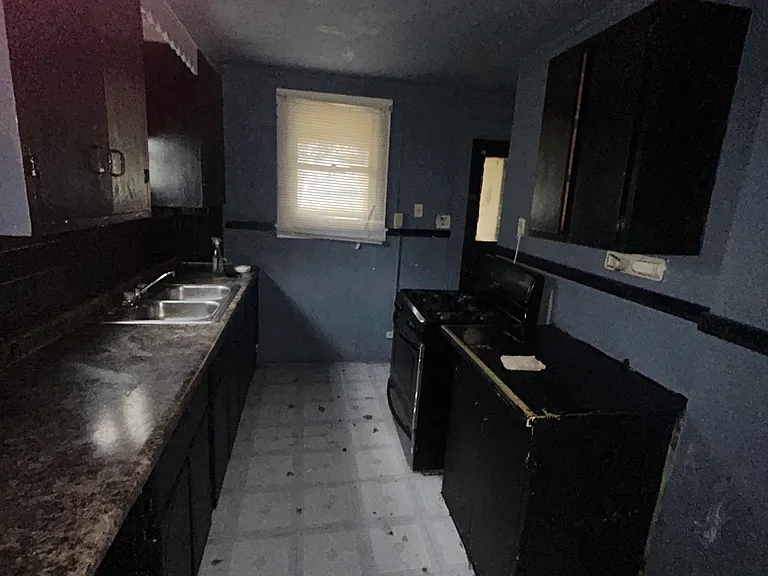 1509 E William St — Photo 4