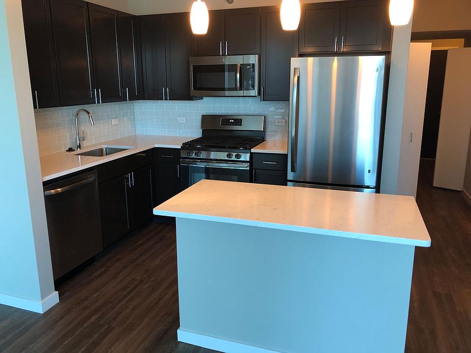 1st image of 249 E Ohio St #3102