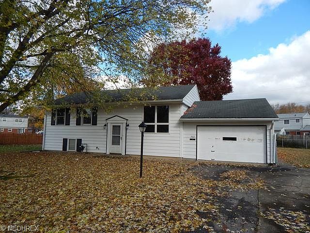 1st image of 722 Hammer Ct