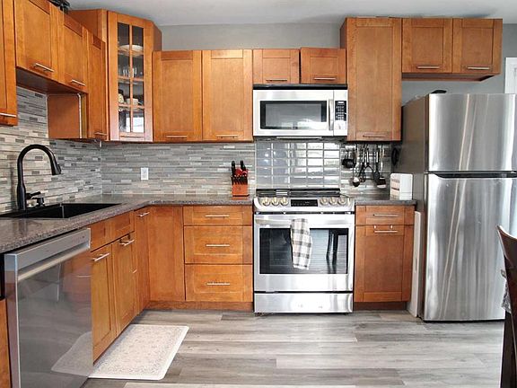 5th image of 4719 N 36th St
