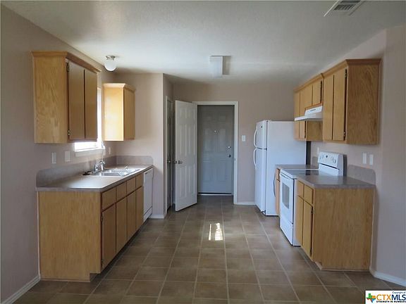 3rd image of 3906 Joshua Taylor Dr