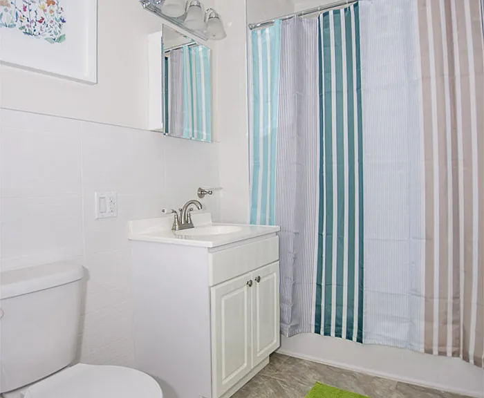 1024 Gates Ave #1H — Photo 6