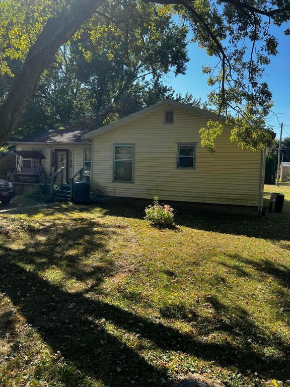 Real estate listing image