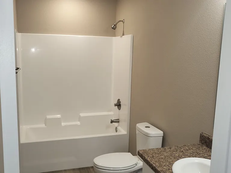 565 S Aguilar Dr — Photo 10