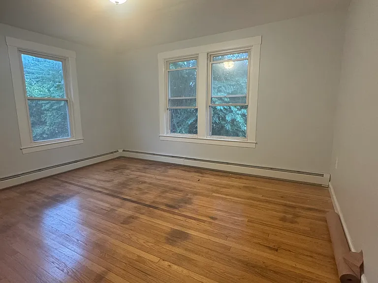 397-399 Laurel Hill Ave #2 — Photo 1