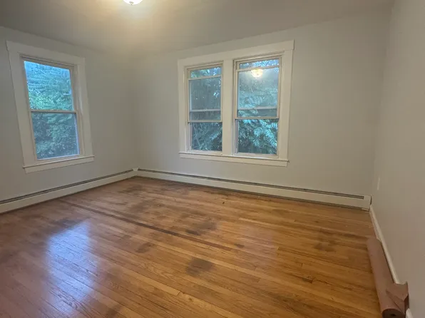 397-399 Laurel Hill Ave #2, Norwich, CT 06360