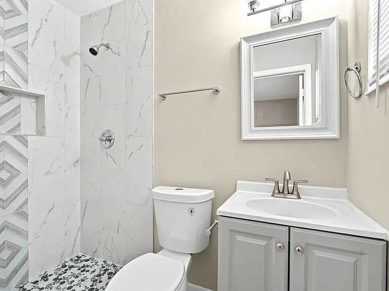 7218 Zapata Dr — Photo 24