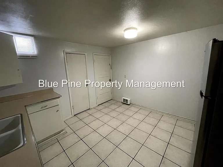3372 E Iona Rd #3 — Photo 3