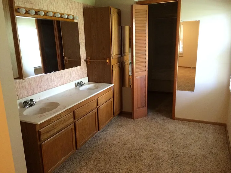 4889 Vista Hills Dr — Photo 7