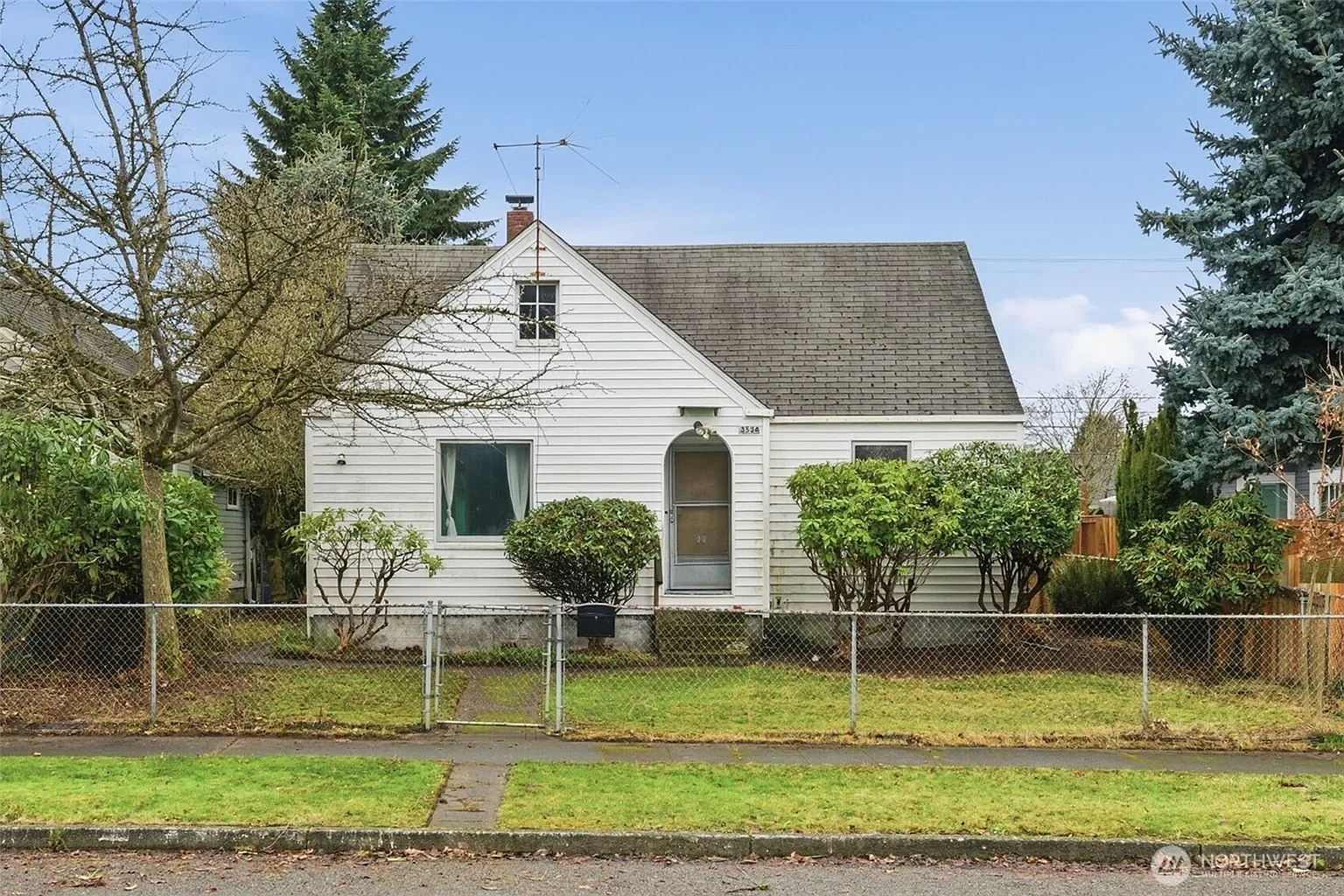 3534 S K Street photo 1
