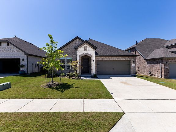 2nd image of 1515 Bridlepath Trl