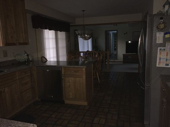 5th image of 488 Hickory Hill Dr