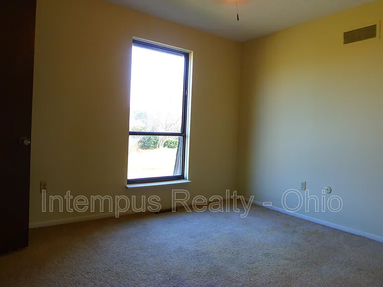 2011 Baldwin Rd — Photo 15