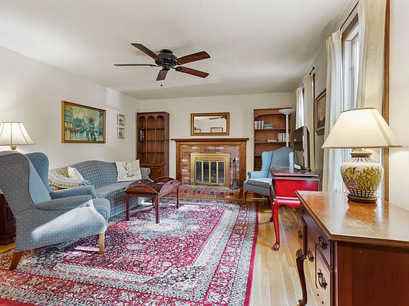5th image of 18 Perkins Way