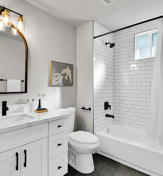214 E Boston St #3 — Photo 13