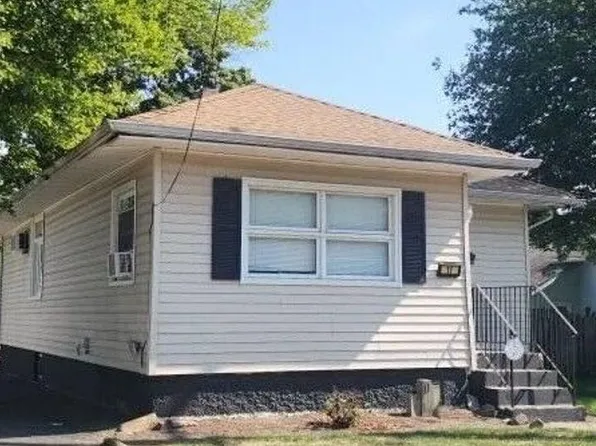 11 Pomona Ave, Fair Lawn, NJ 07410