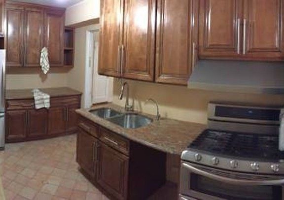 4th image of 8504 63rd Dr APT 2B