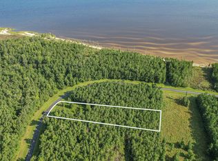 280 Garbacon Dr, Beaufort, NC 28516