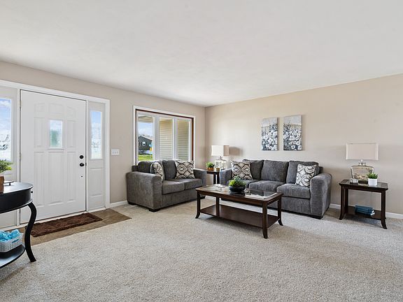 4th image of 205 Park Lane Cir