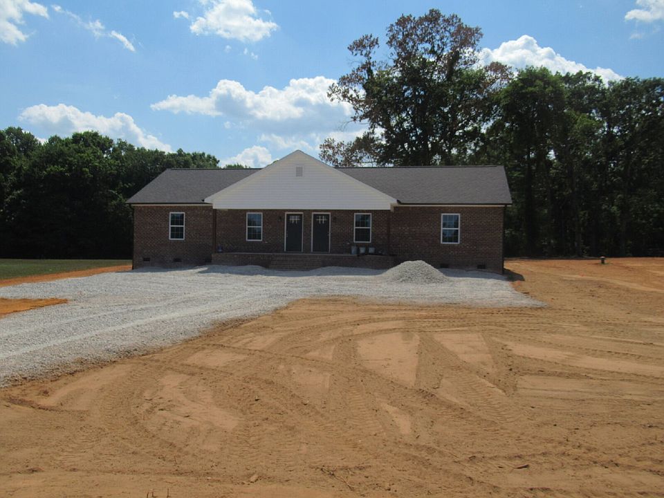 1st image of 437 Northbrook Iii School Rd