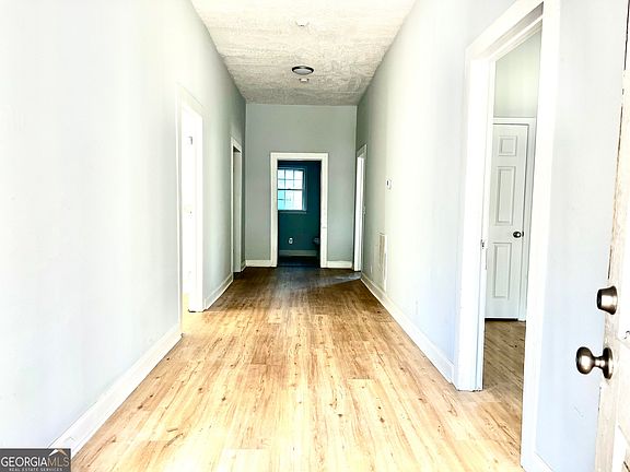 2nd image of 418 Harper Ave SW