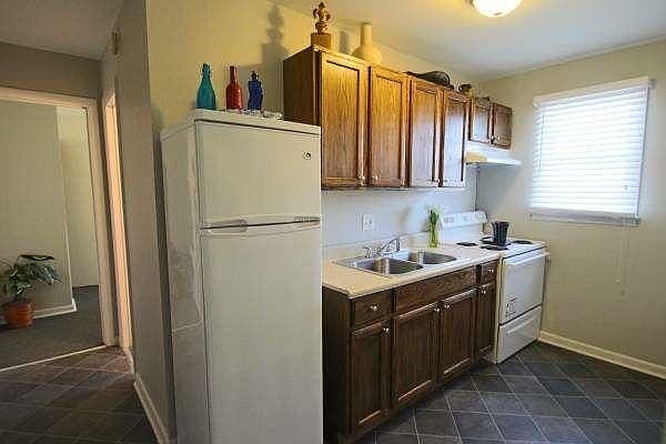 2nd image of 1037 Db Todd Blvd #16